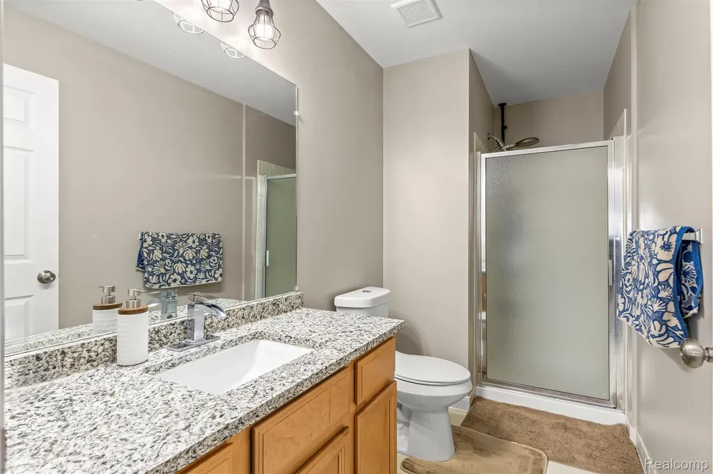 16015 Morningside Northville Township MI 48168