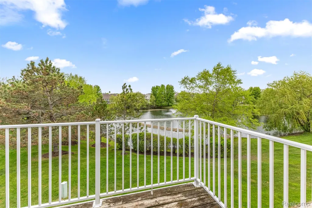 16015 Morningside Northville Township MI 48168