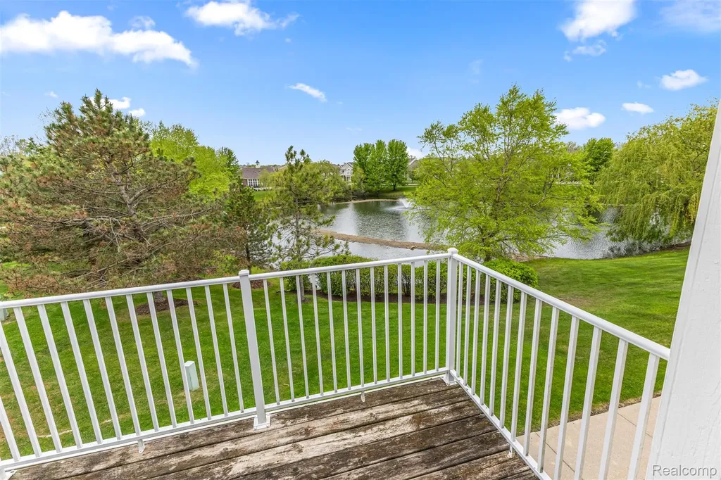 16015 Morningside Northville Township MI 48168