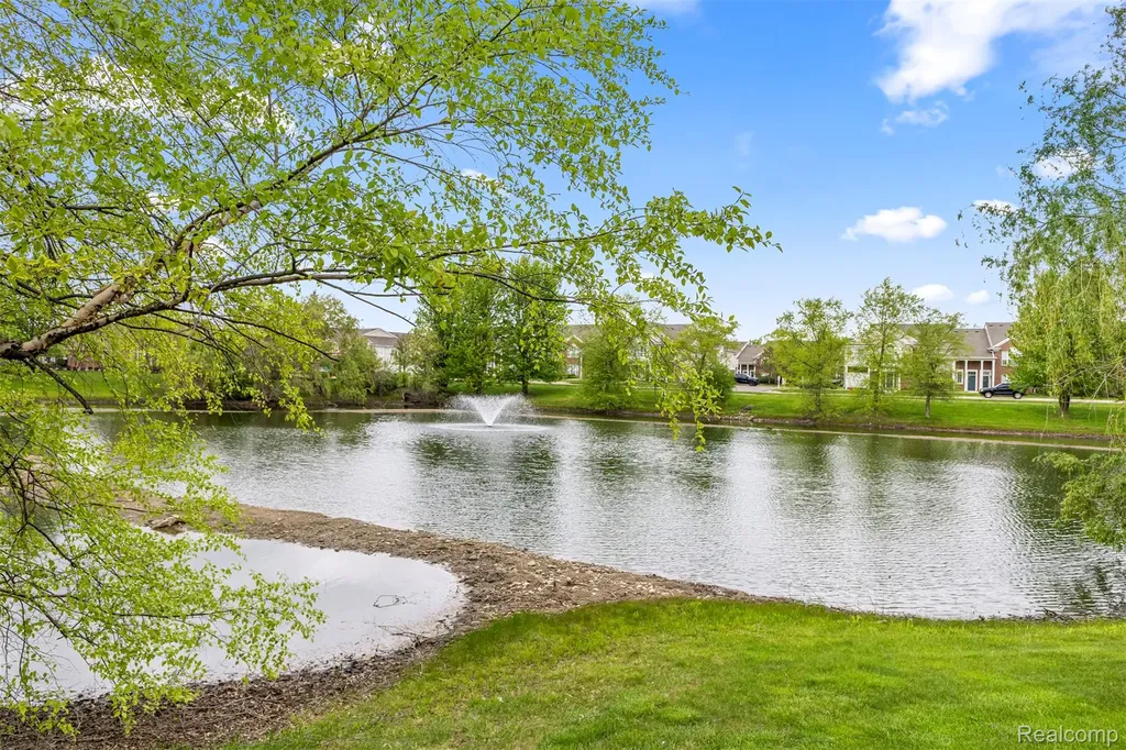 16015 Morningside Northville Township MI 48168