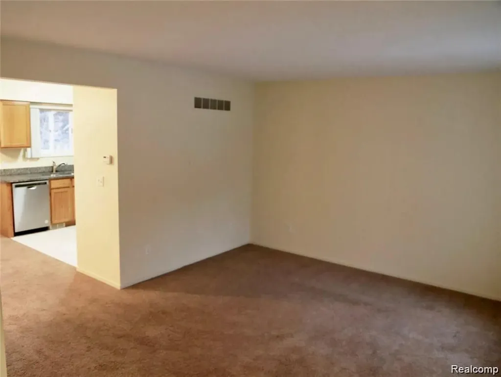 159 Coolidge Road Birmingham City MI 48009