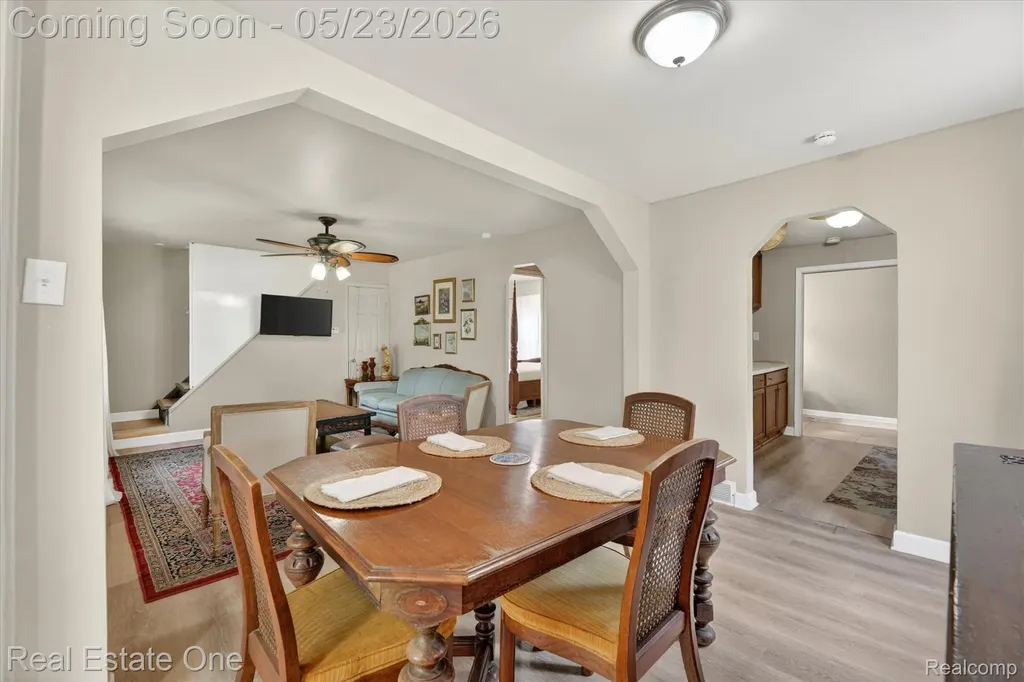 28304 Eton Street Westland City MI 48186