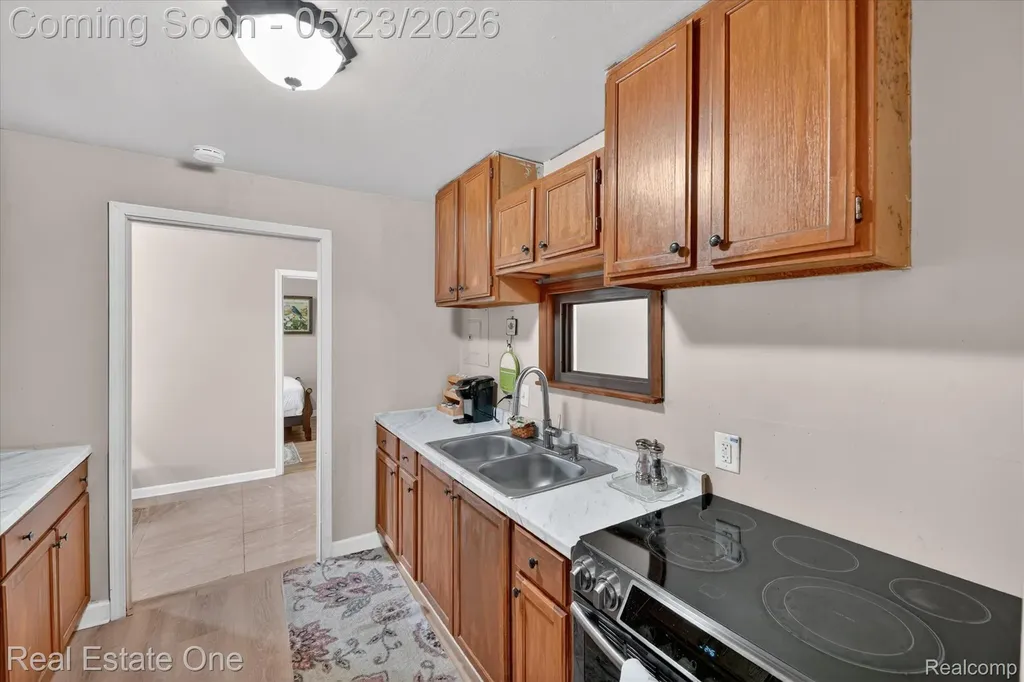 28304 Eton Street Westland City MI 48186