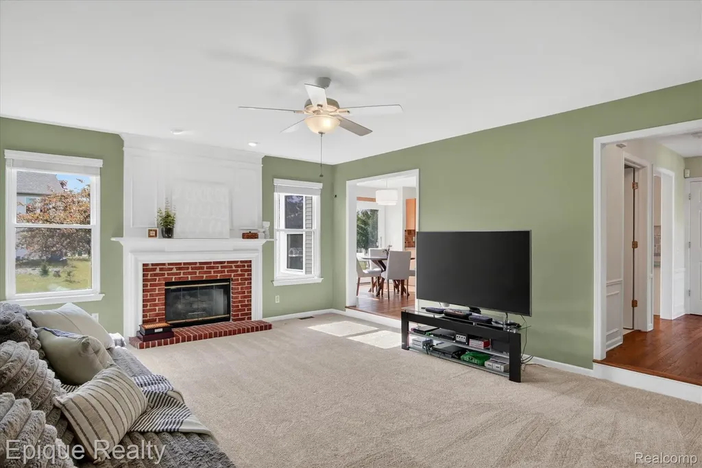 8068 Creek Bend Drive Ypsilanti Charter Township MI 48197