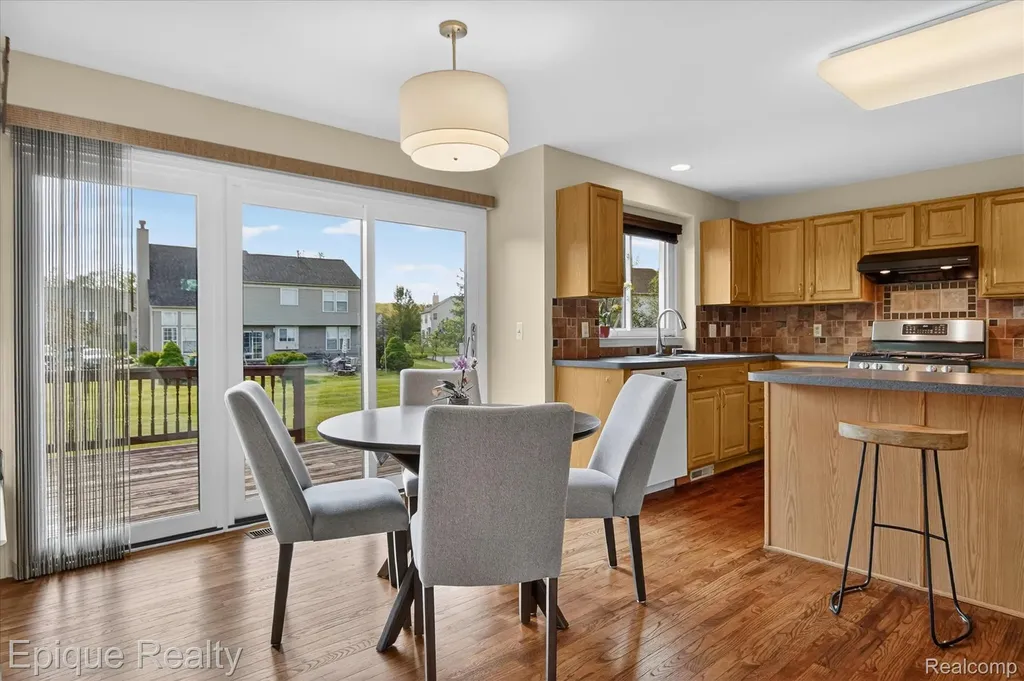 8068 Creek Bend Drive Ypsilanti Charter Township MI 48197