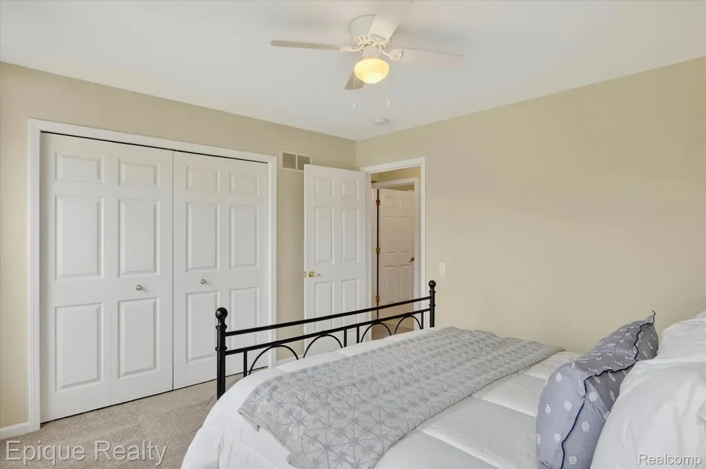 8068 Creek Bend Drive Ypsilanti Charter Township MI 48197