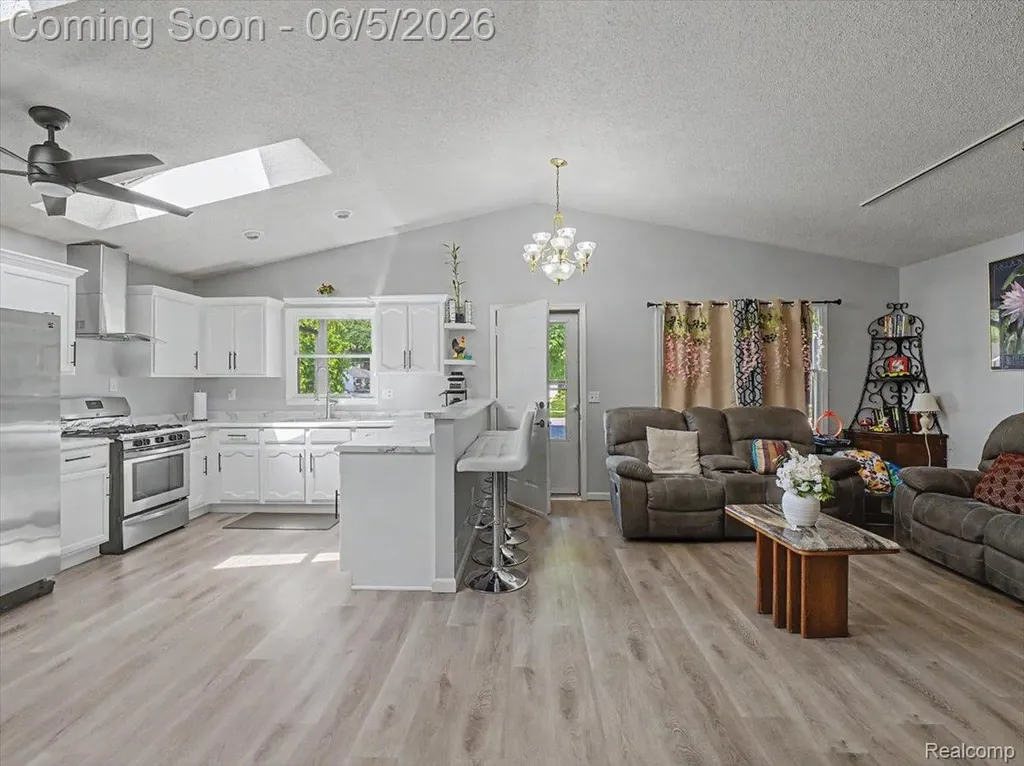 14275 Irene Street Southgate City MI 48195