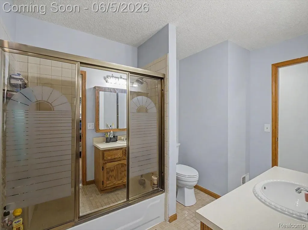 14275 Irene Street Southgate City MI 48195