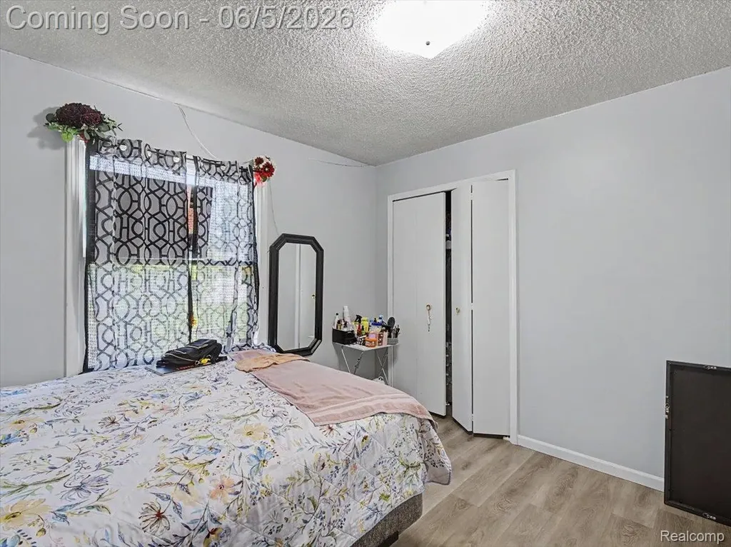 14275 Irene Street Southgate City MI 48195
