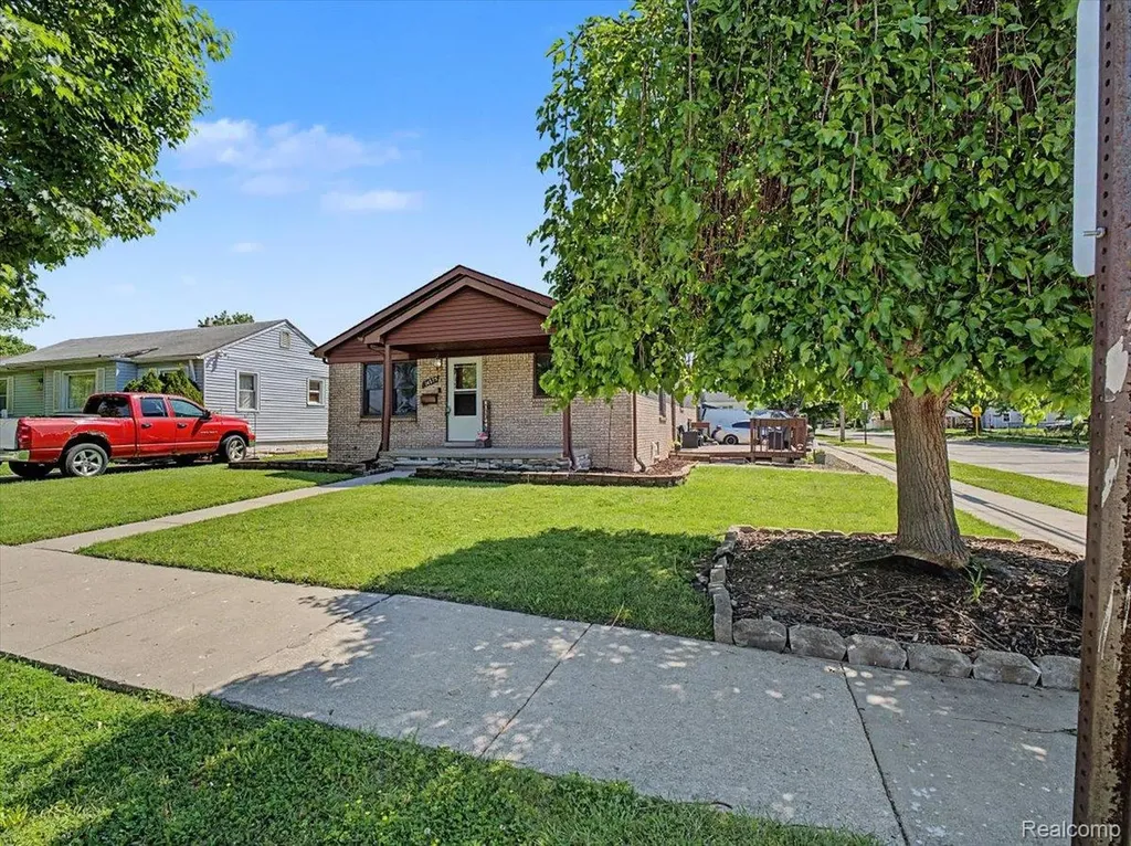 14275 Irene Street Southgate City MI 48195
