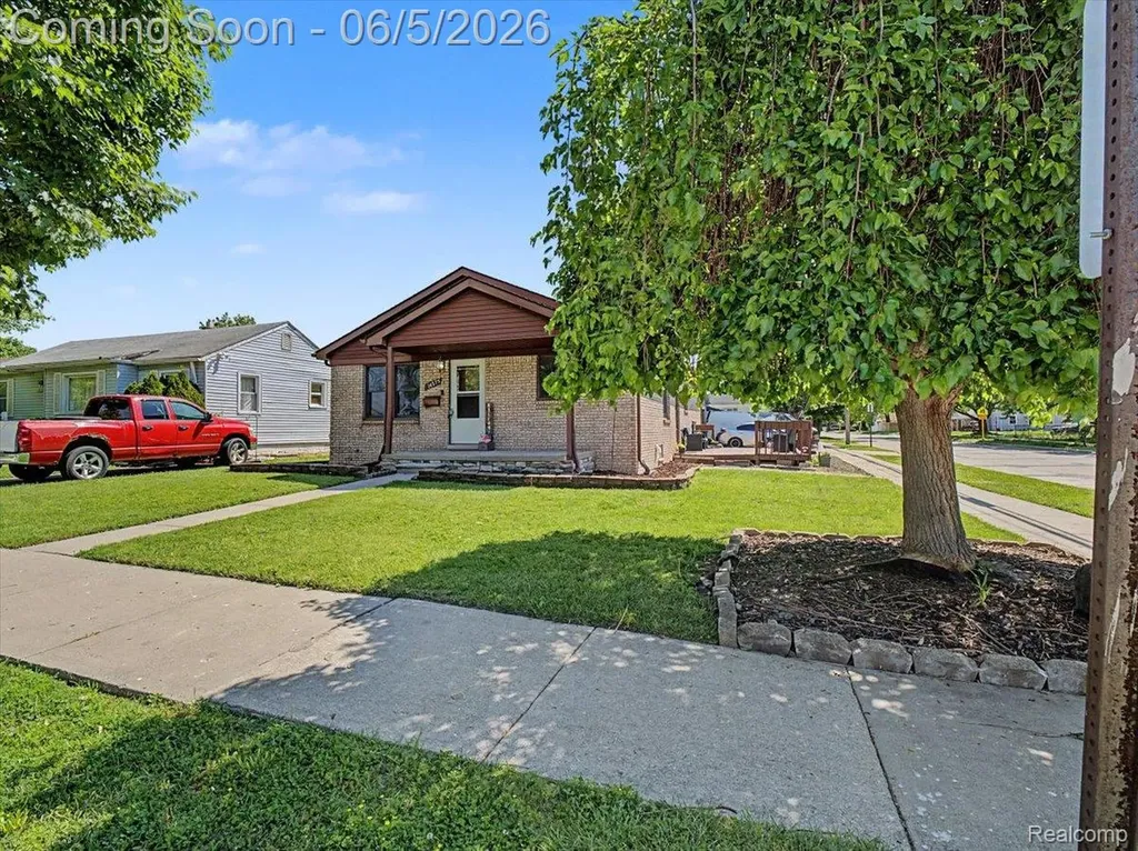 14275 Irene Street Southgate City MI 48195