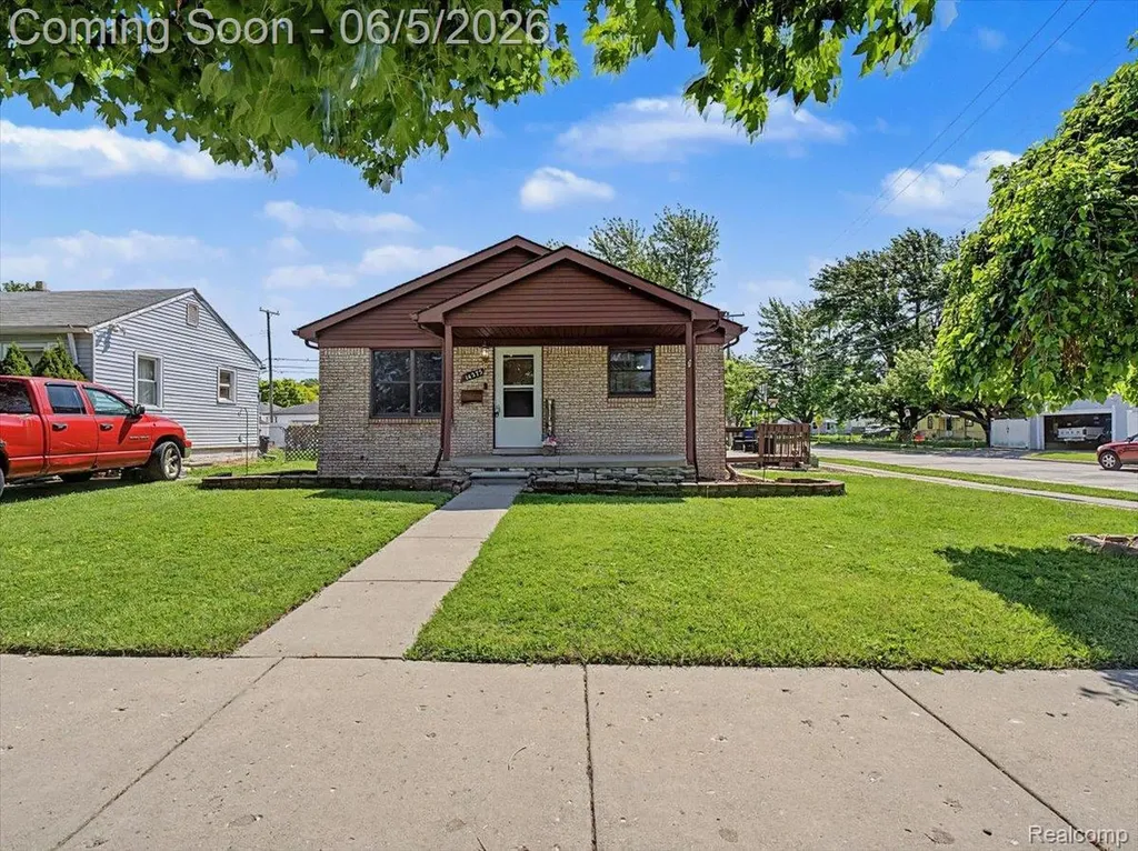 14275 Irene Street Southgate City MI 48195