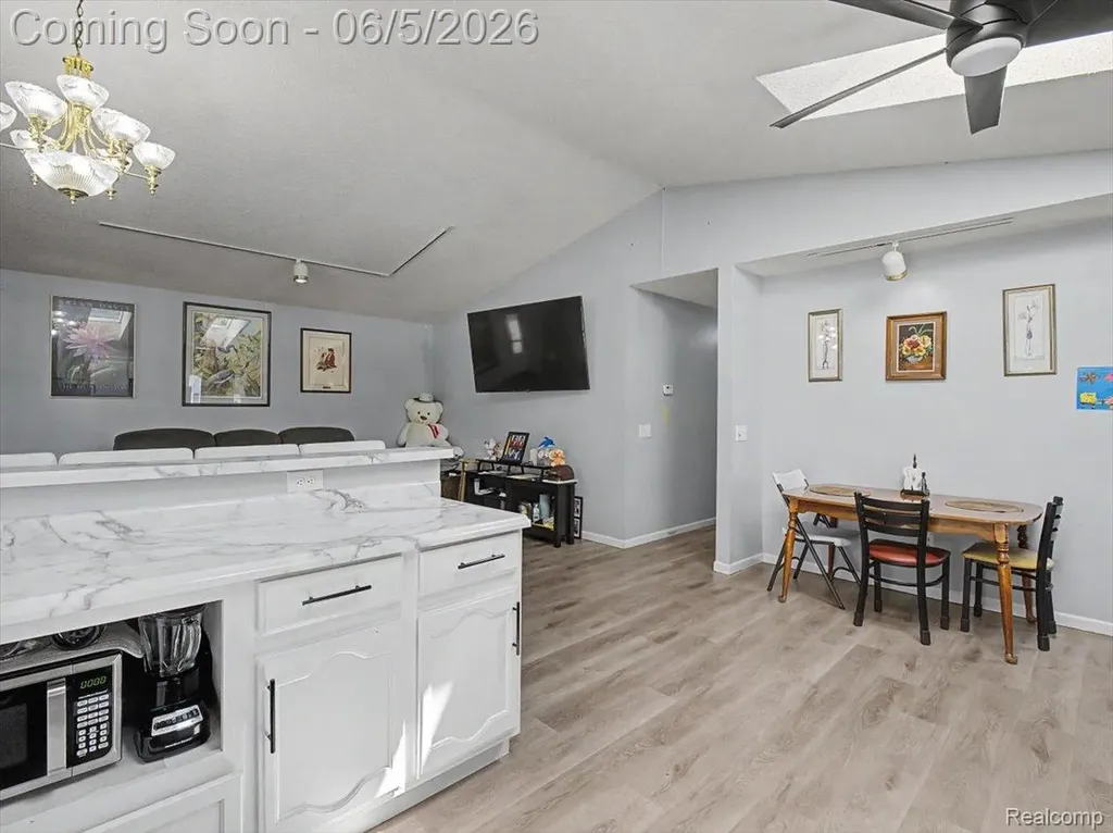 14275 Irene Street Southgate City MI 48195