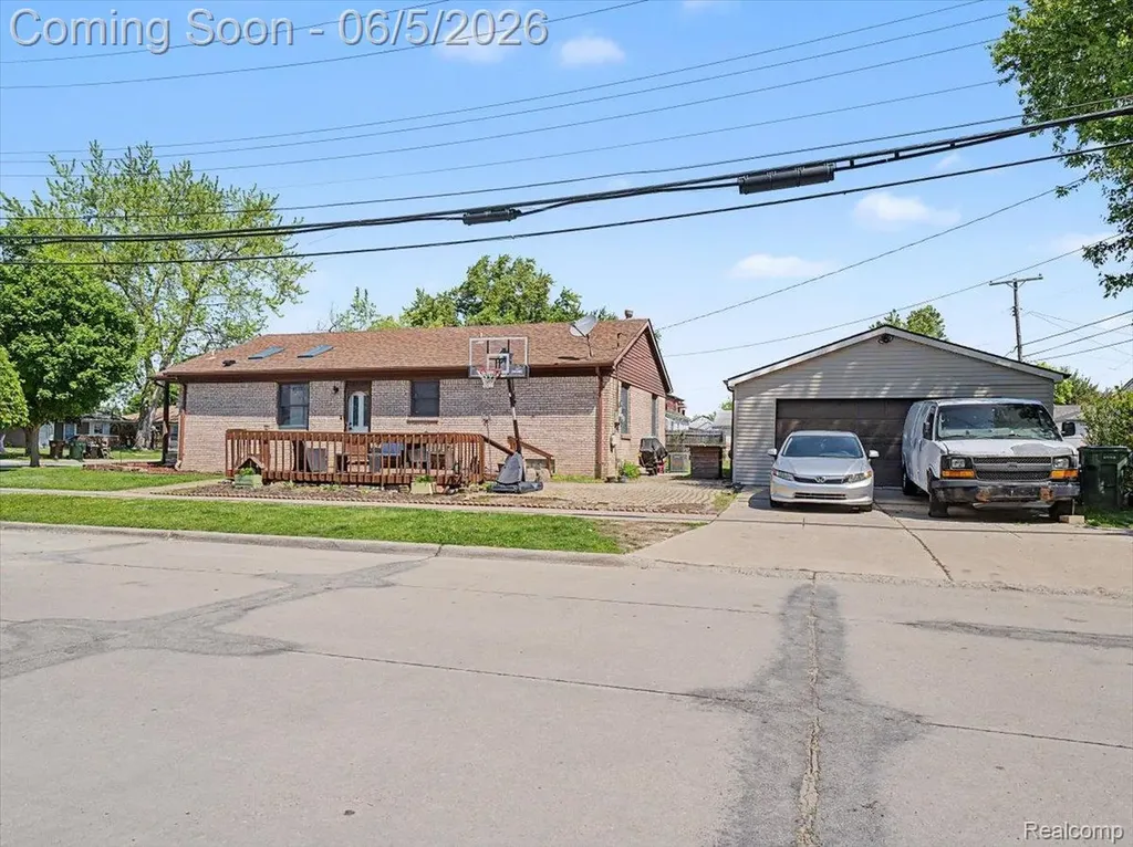 14275 Irene Street Southgate City MI 48195