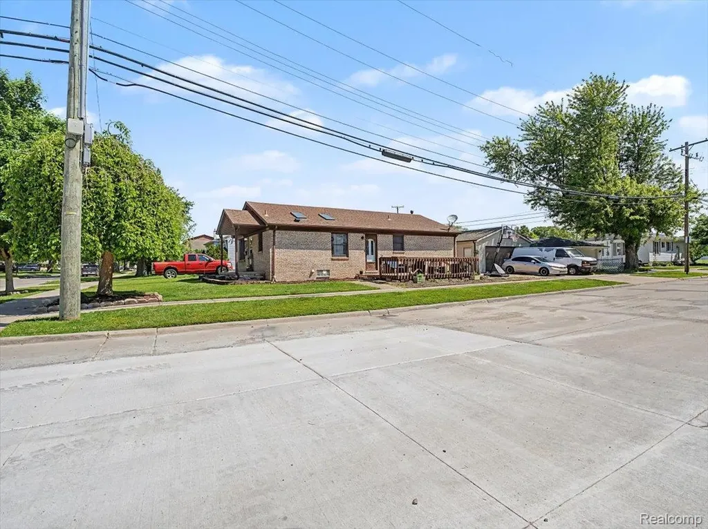 14275 Irene Street Southgate City MI 48195