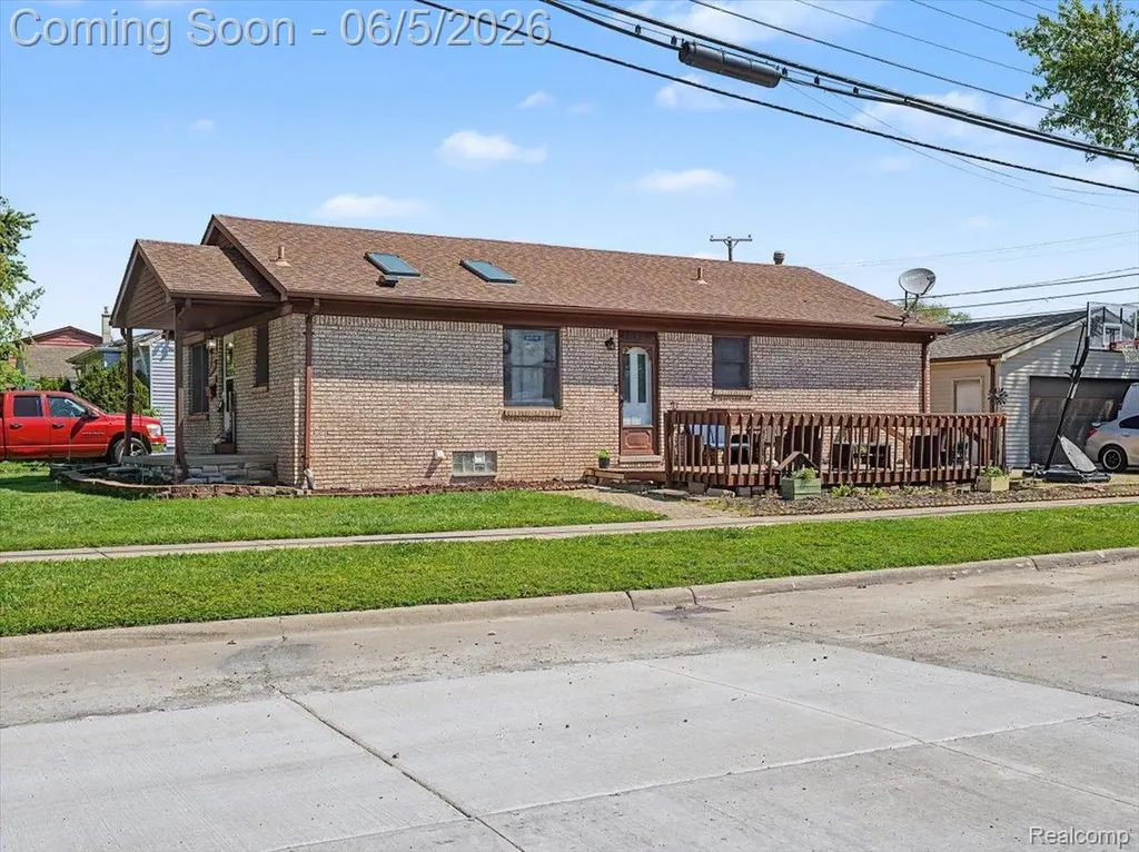 14275 Irene Street Southgate City MI 48195