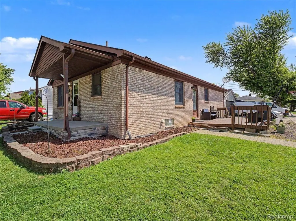 14275 Irene Street Southgate City MI 48195