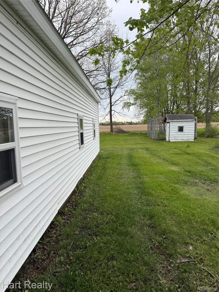 5509 Marlette Road Marlette City MI 48453
