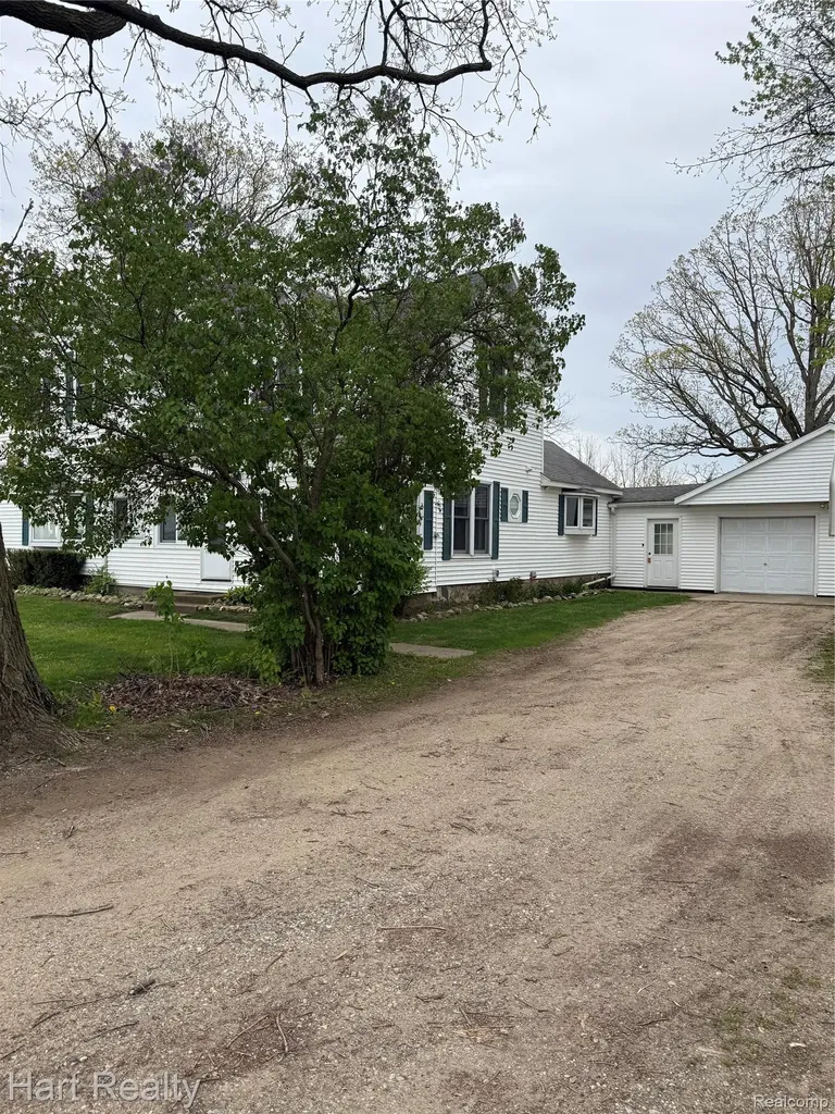 5509 Marlette Road Marlette City MI 48453