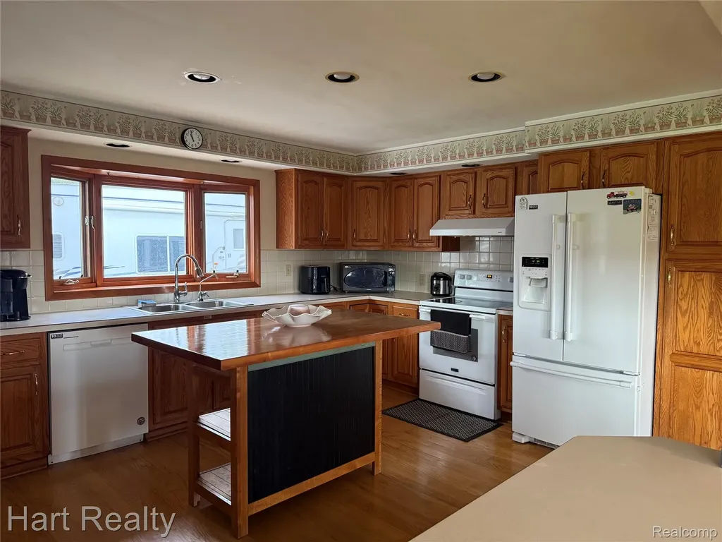 5509 Marlette Road Marlette City MI 48453