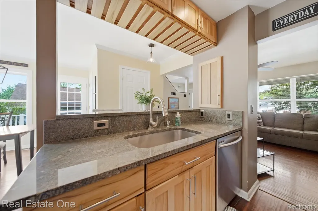 415 Ventnor Commons Genoa Township MI 48843