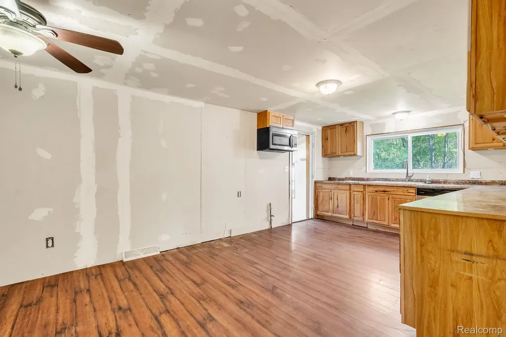 7054 Mccords Avenue SE Caledonia Township MI 49302