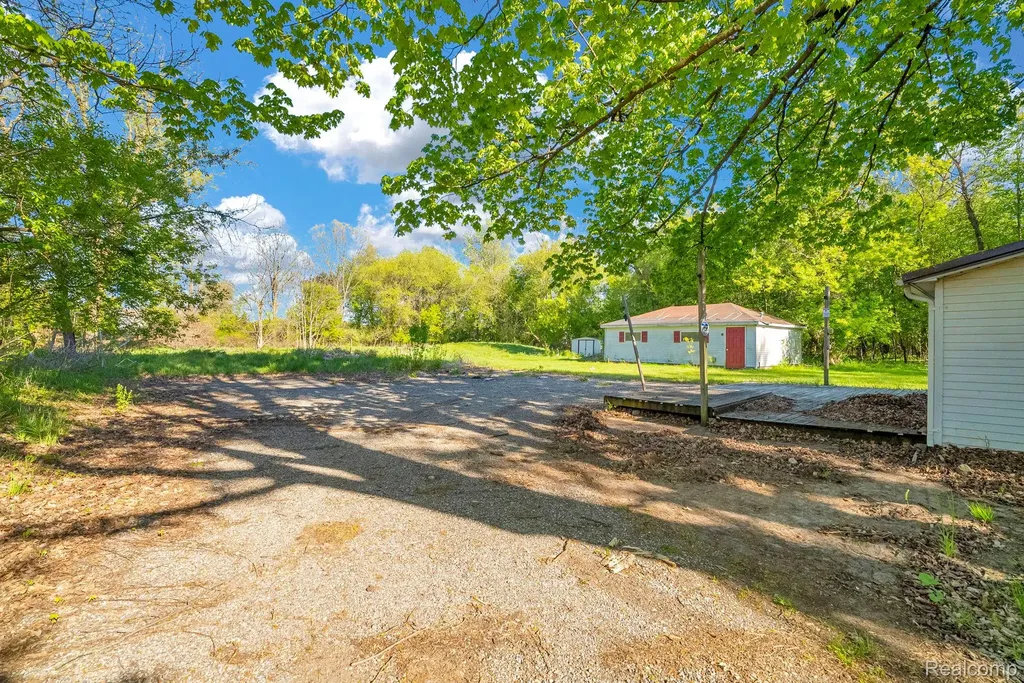 7054 Mccords Avenue SE Caledonia Township MI 49302
