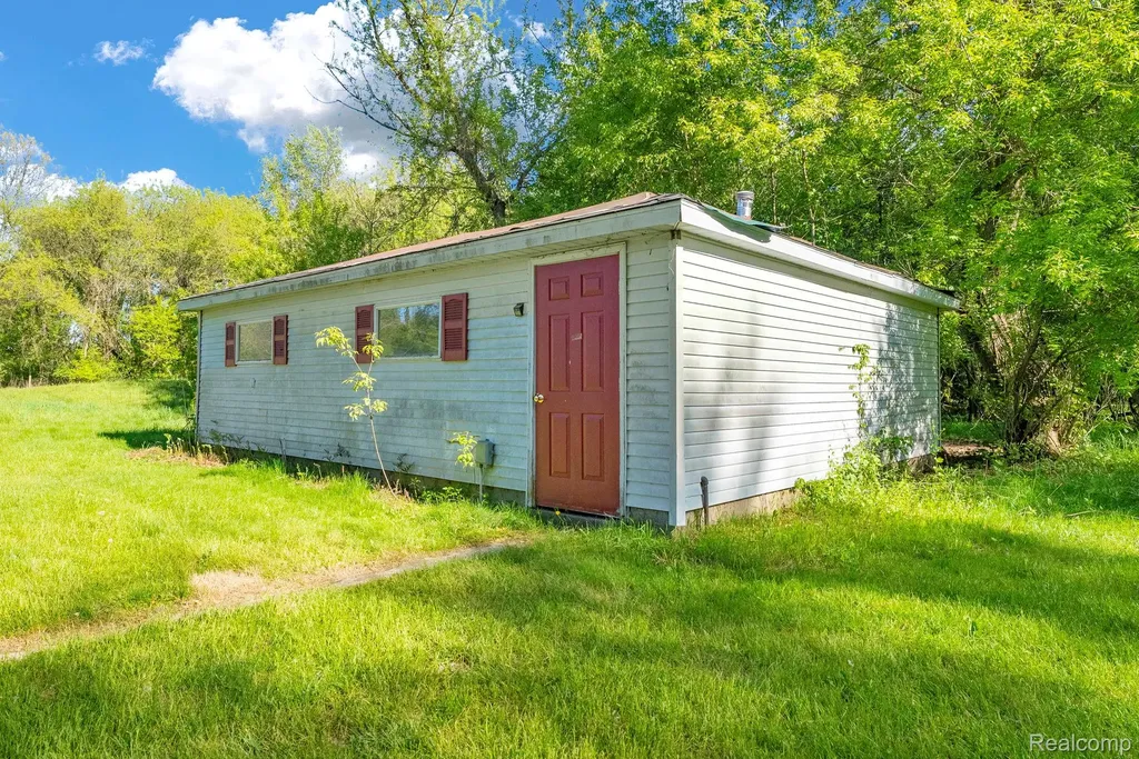 7054 Mccords Avenue SE Caledonia Township MI 49302