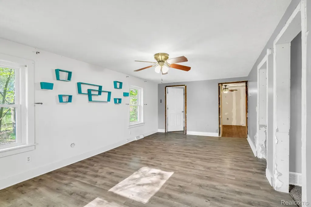 7054 Mccords Avenue SE Caledonia Township MI 49302