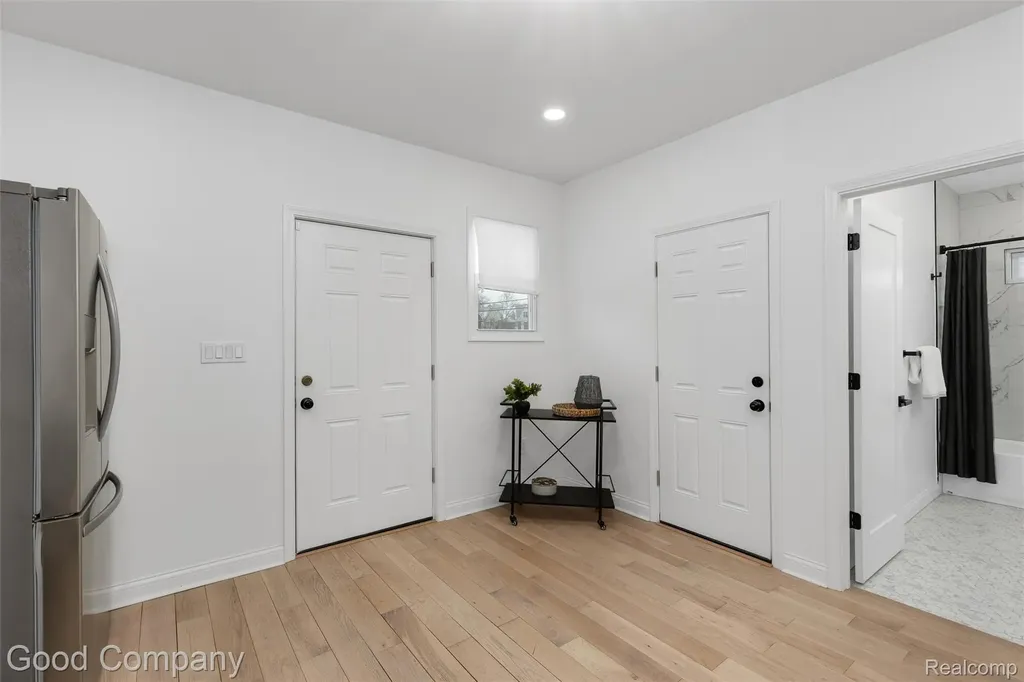 2143 Townsend Street Detroit City MI 48214