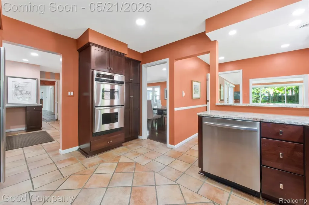 4230 Orchard Way Bloomfield Hills City MI 48301