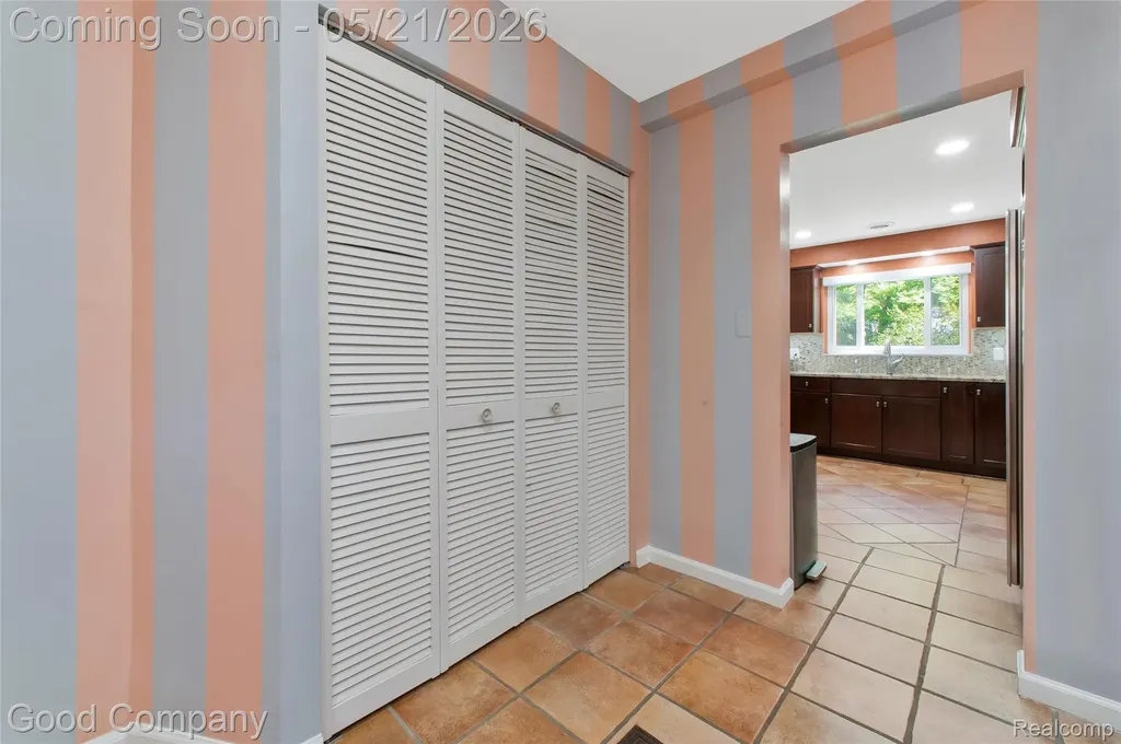 4230 Orchard Way Bloomfield Hills City MI 48301