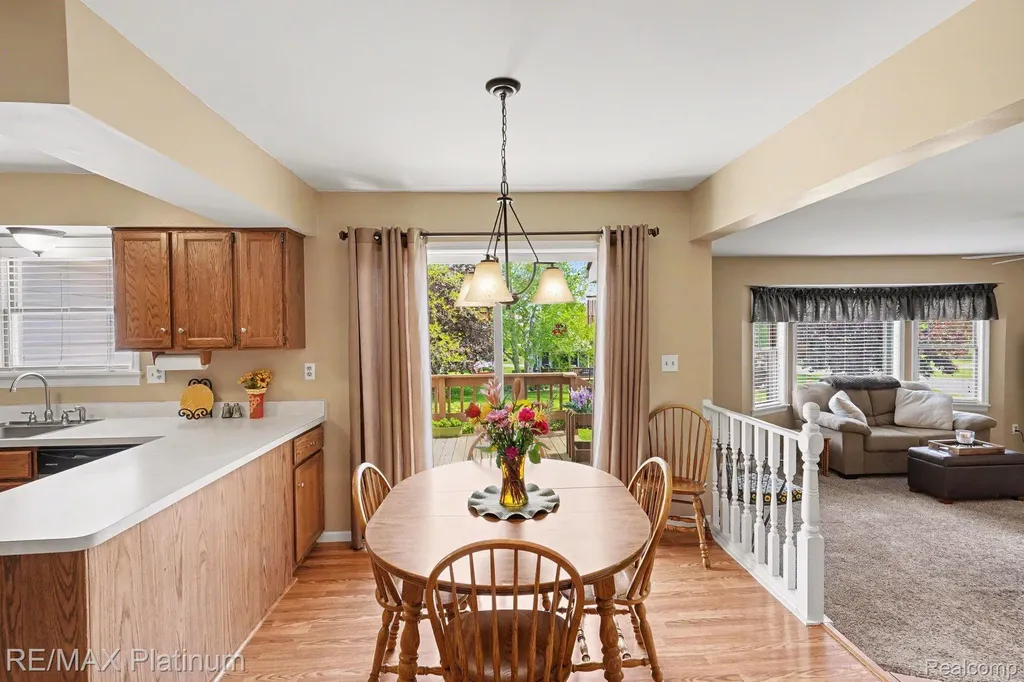61959 Topsfield Lane Lyon Charter Township MI 48178
