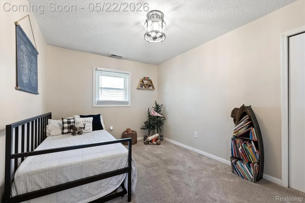 3525 Buss Drive Commerce Charter Township MI 48390