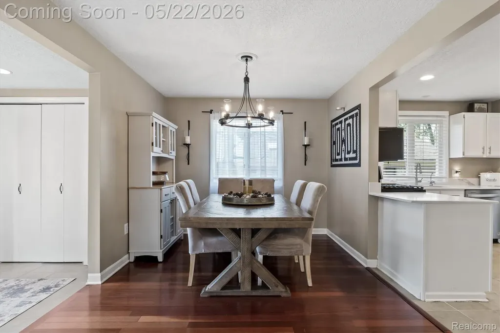 3525 Buss Drive Commerce Charter Township MI 48390