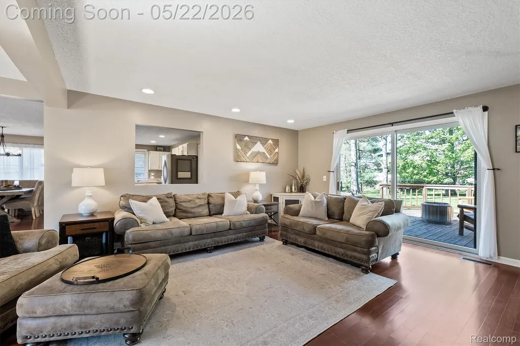 3525 Buss Drive Commerce Charter Township MI 48390