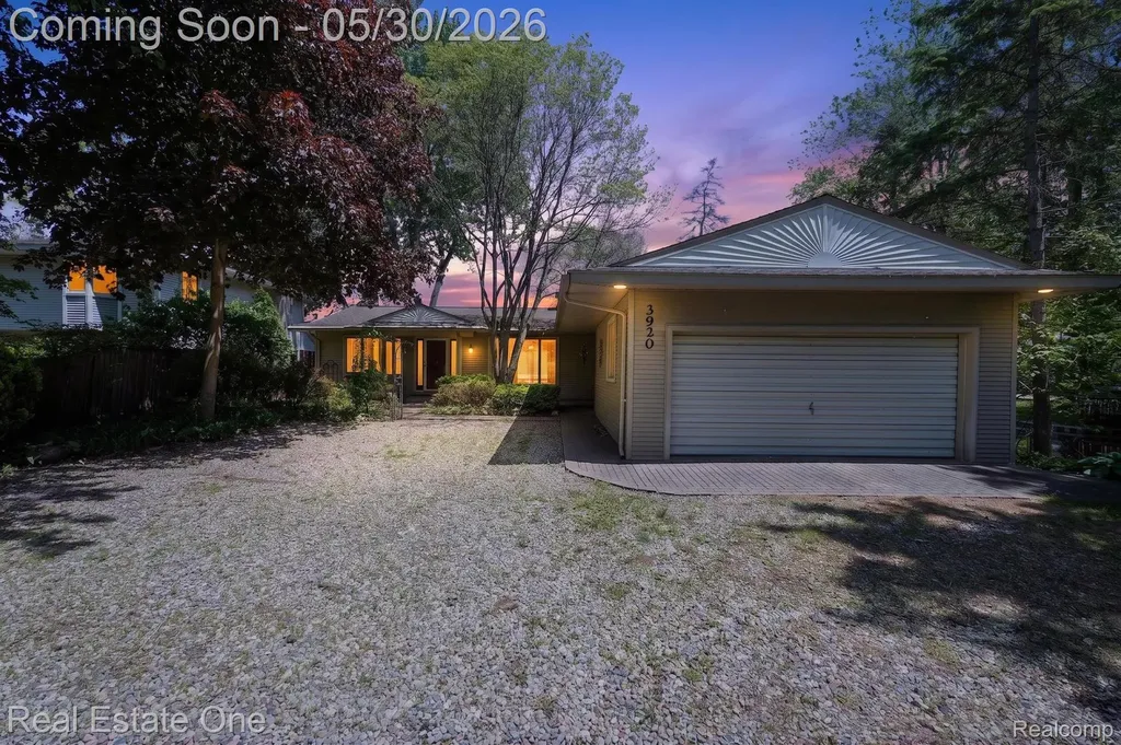 3920 Wint Road Commerce Charter Township MI 48382