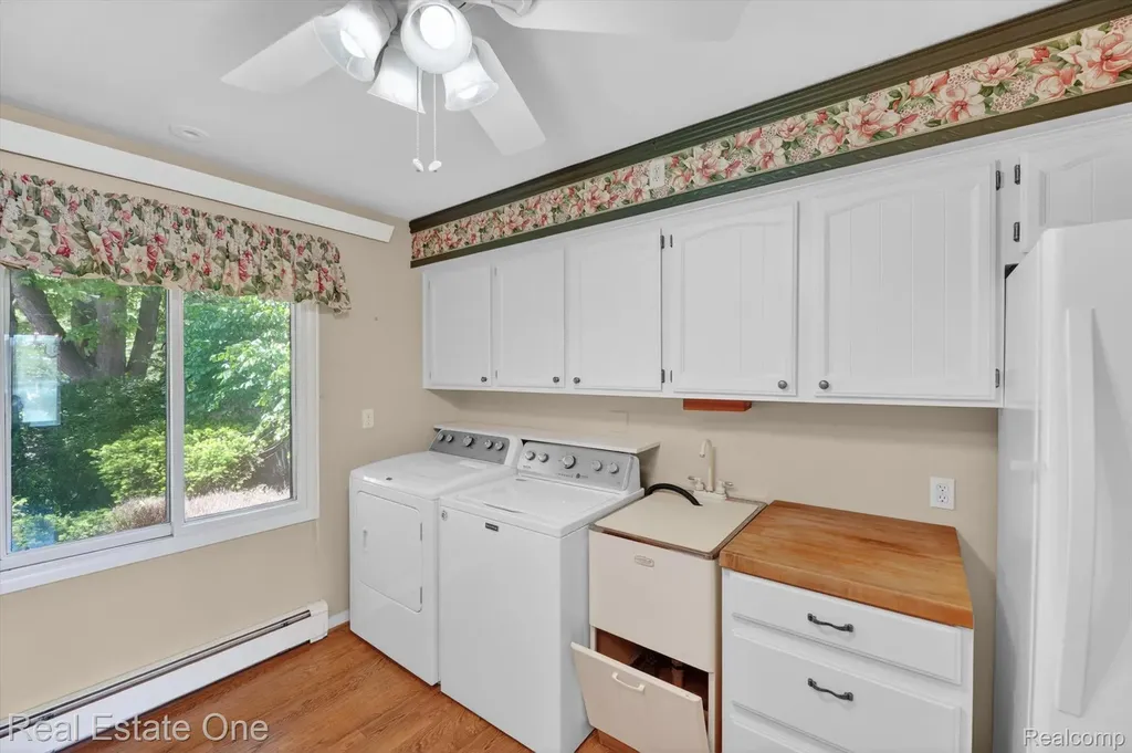3920 Wint Road Commerce Charter Township MI 48382