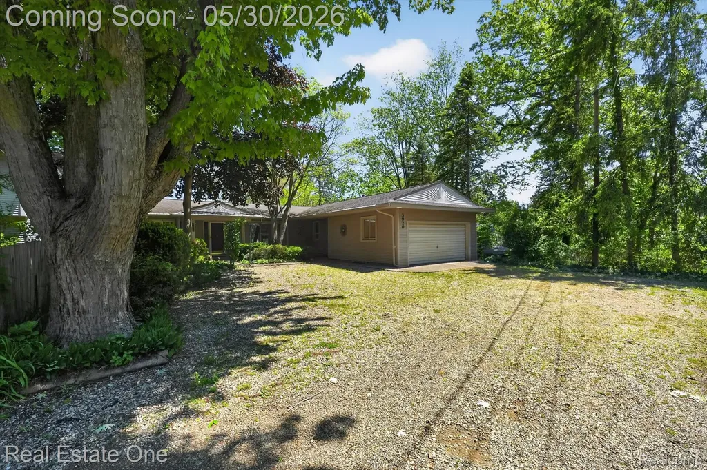 3920 Wint Road Commerce Charter Township MI 48382