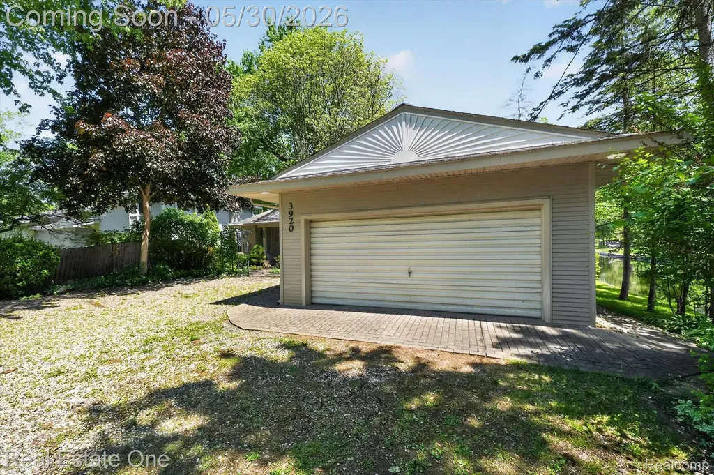 3920 Wint Road Commerce Charter Township MI 48382