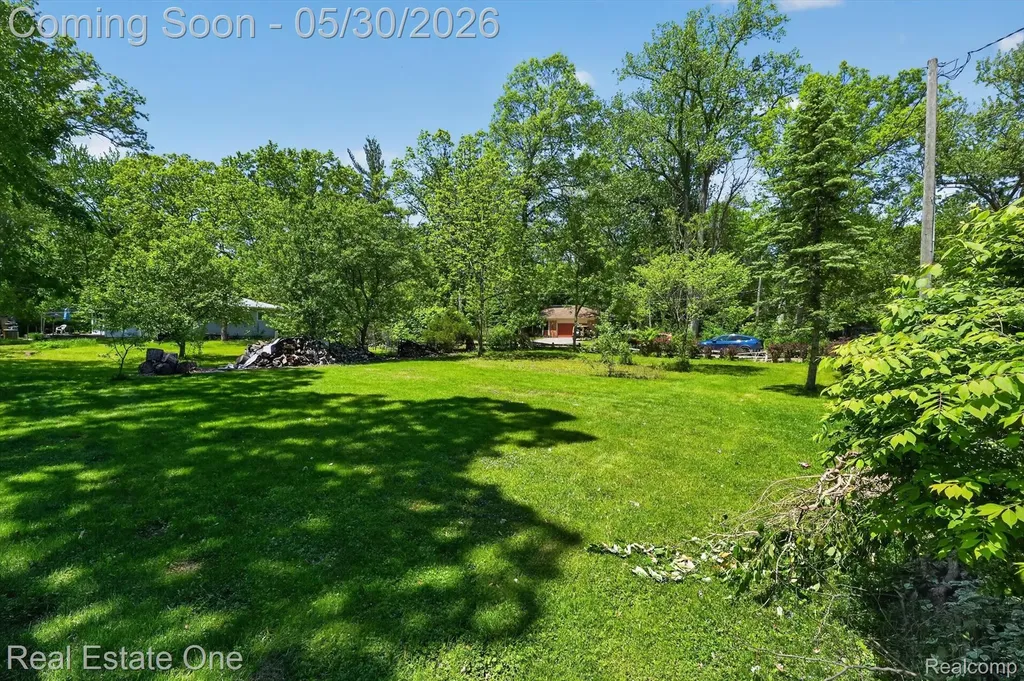 3920 Wint Road Commerce Charter Township MI 48382