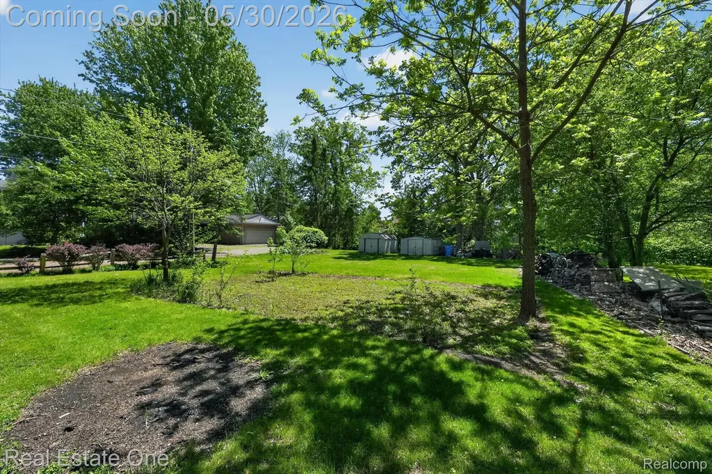 3920 Wint Road Commerce Charter Township MI 48382