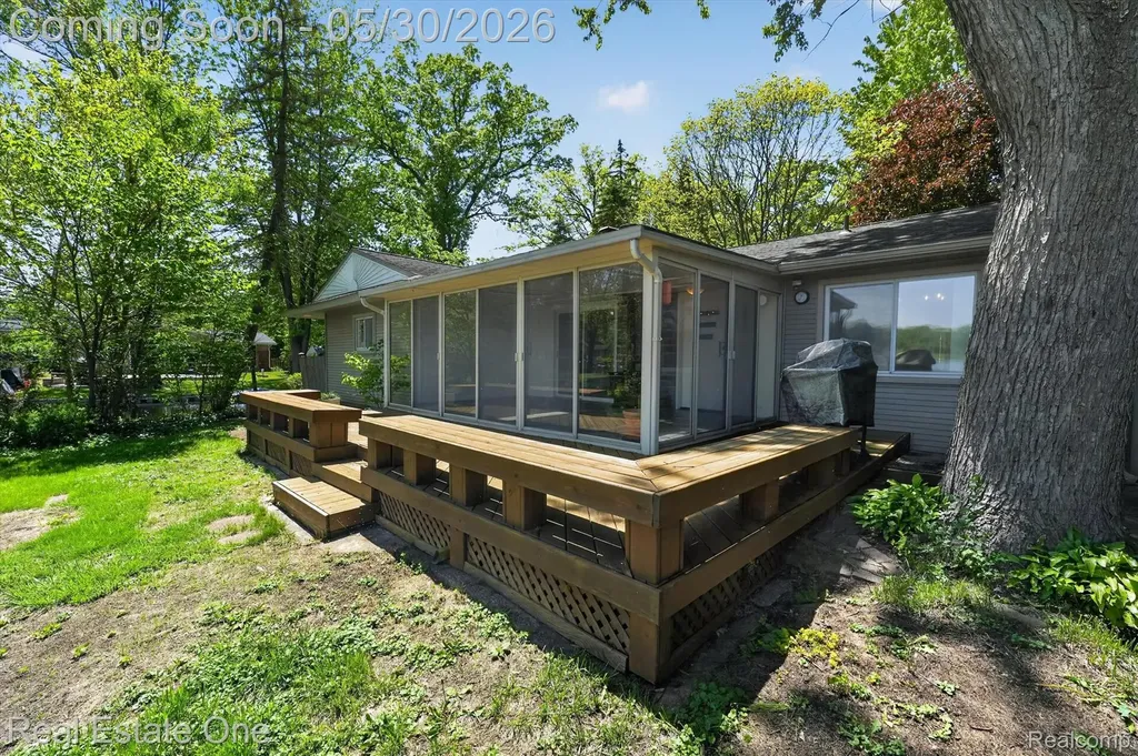 3920 Wint Road Commerce Charter Township MI 48382
