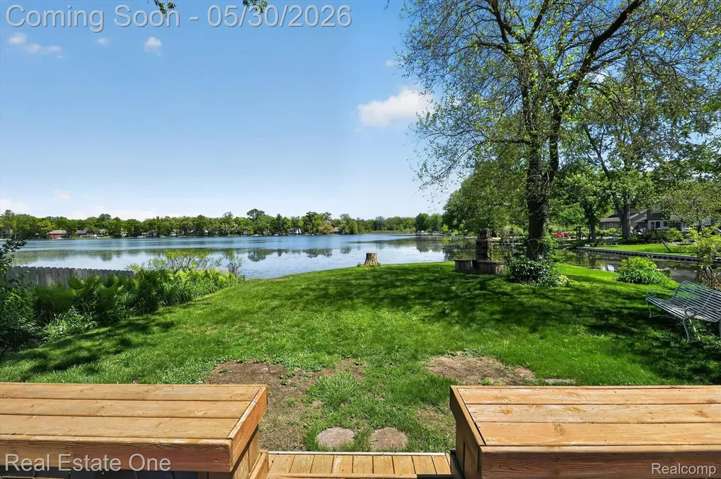 3920 Wint Road Commerce Charter Township MI 48382