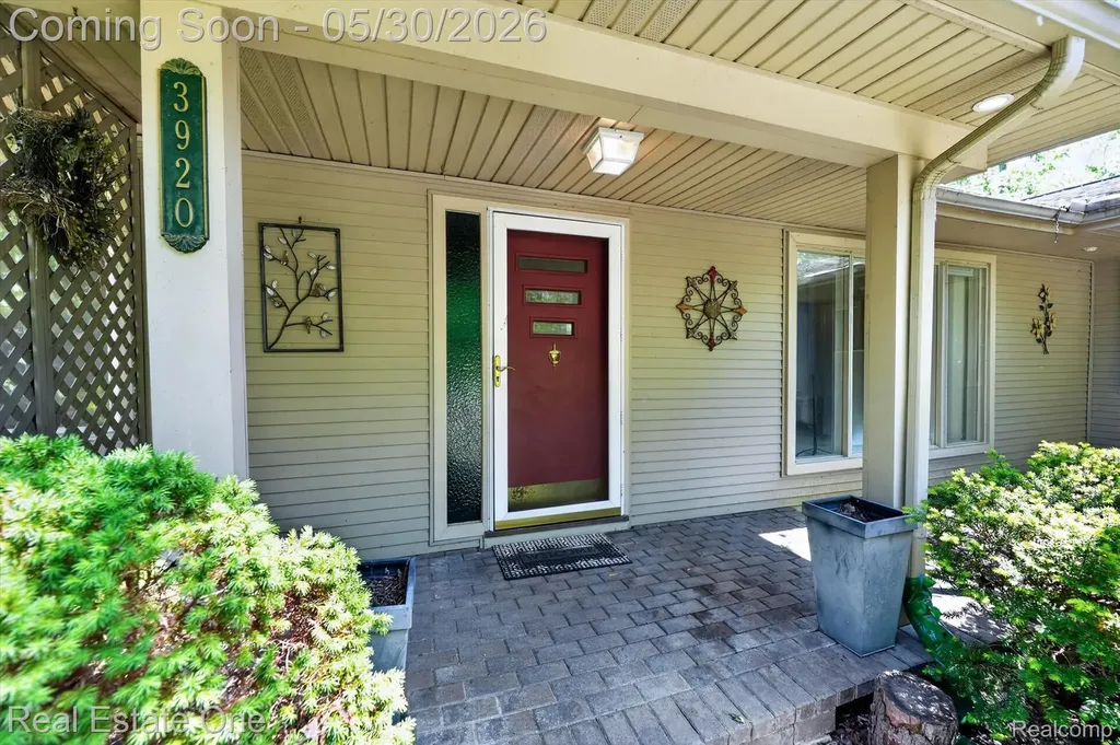 3920 Wint Road Commerce Charter Township MI 48382