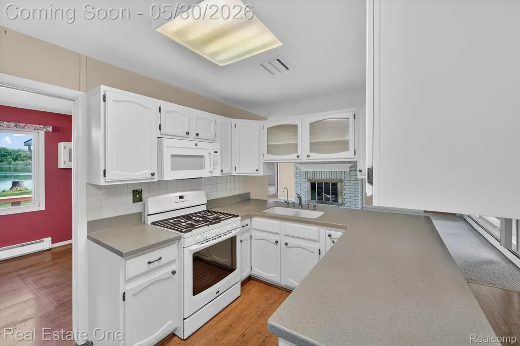 3920 Wint Road Commerce Charter Township MI 48382