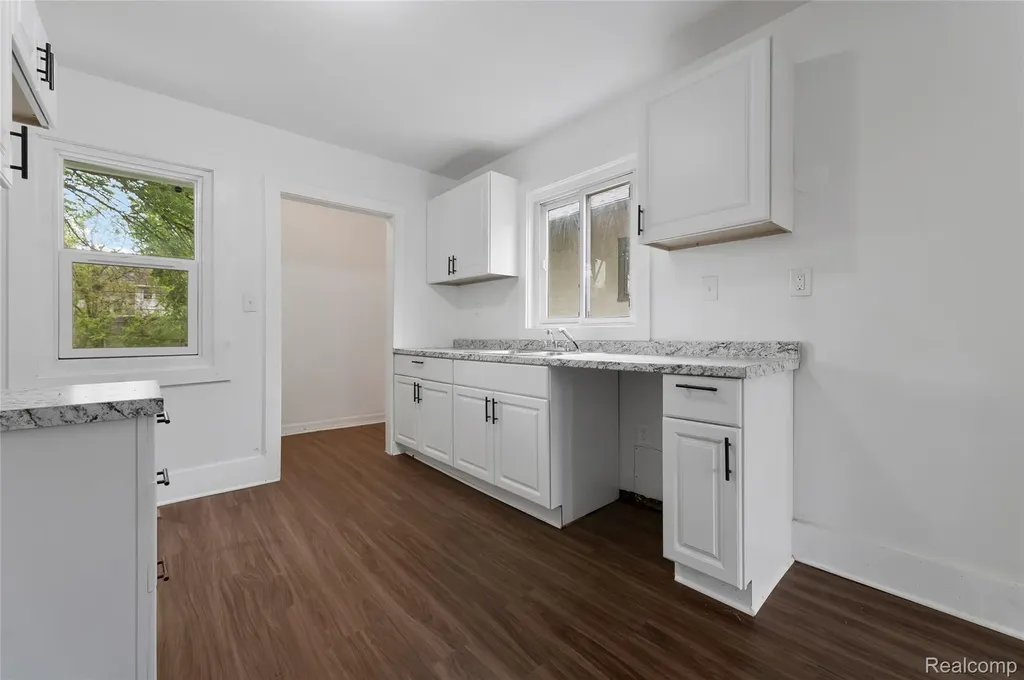 101 Colorado Street Highland Park City MI 48203