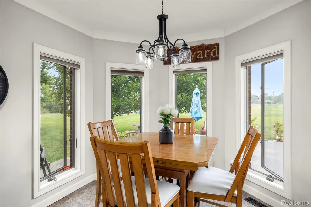 7030 Marsh Road Cottrellville Township MI 48039