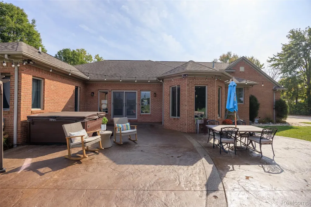 7030 Marsh Road Cottrellville Township MI 48039