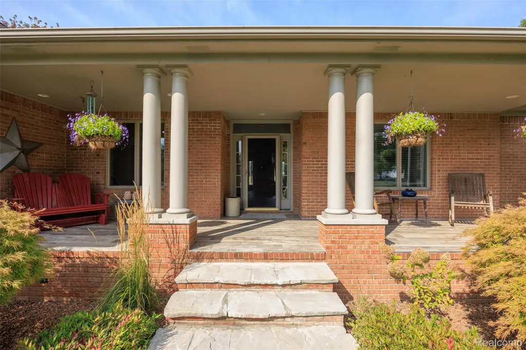 7030 Marsh Road Cottrellville Township MI 48039